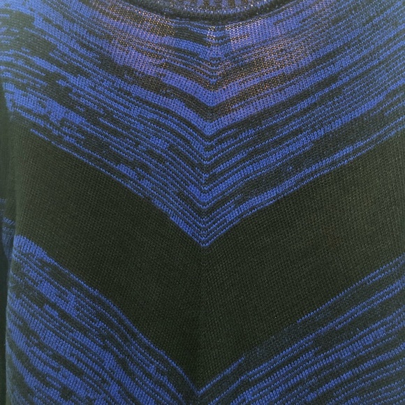 New Directions Long Sleeve Sweater - Picture 5 of 8